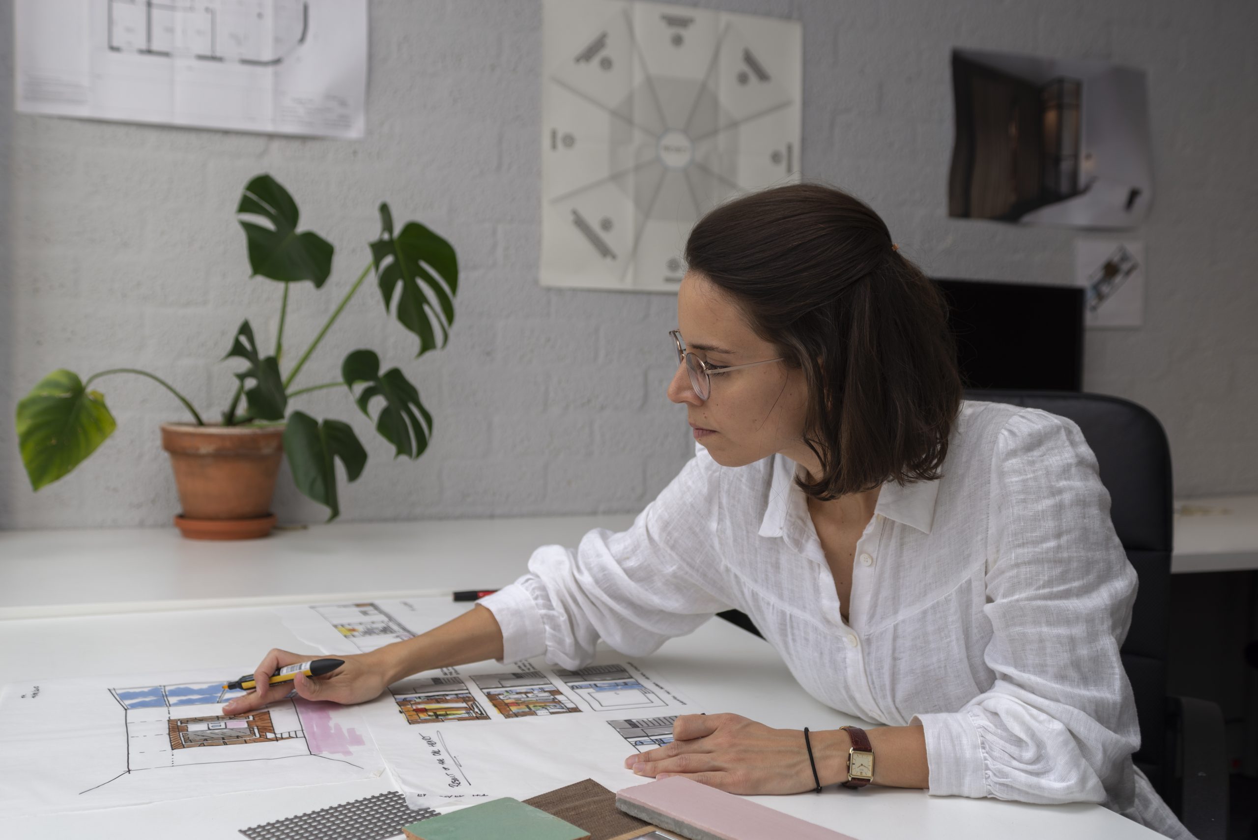 Cantero architecture office with Inma Cantero working on an architectural project